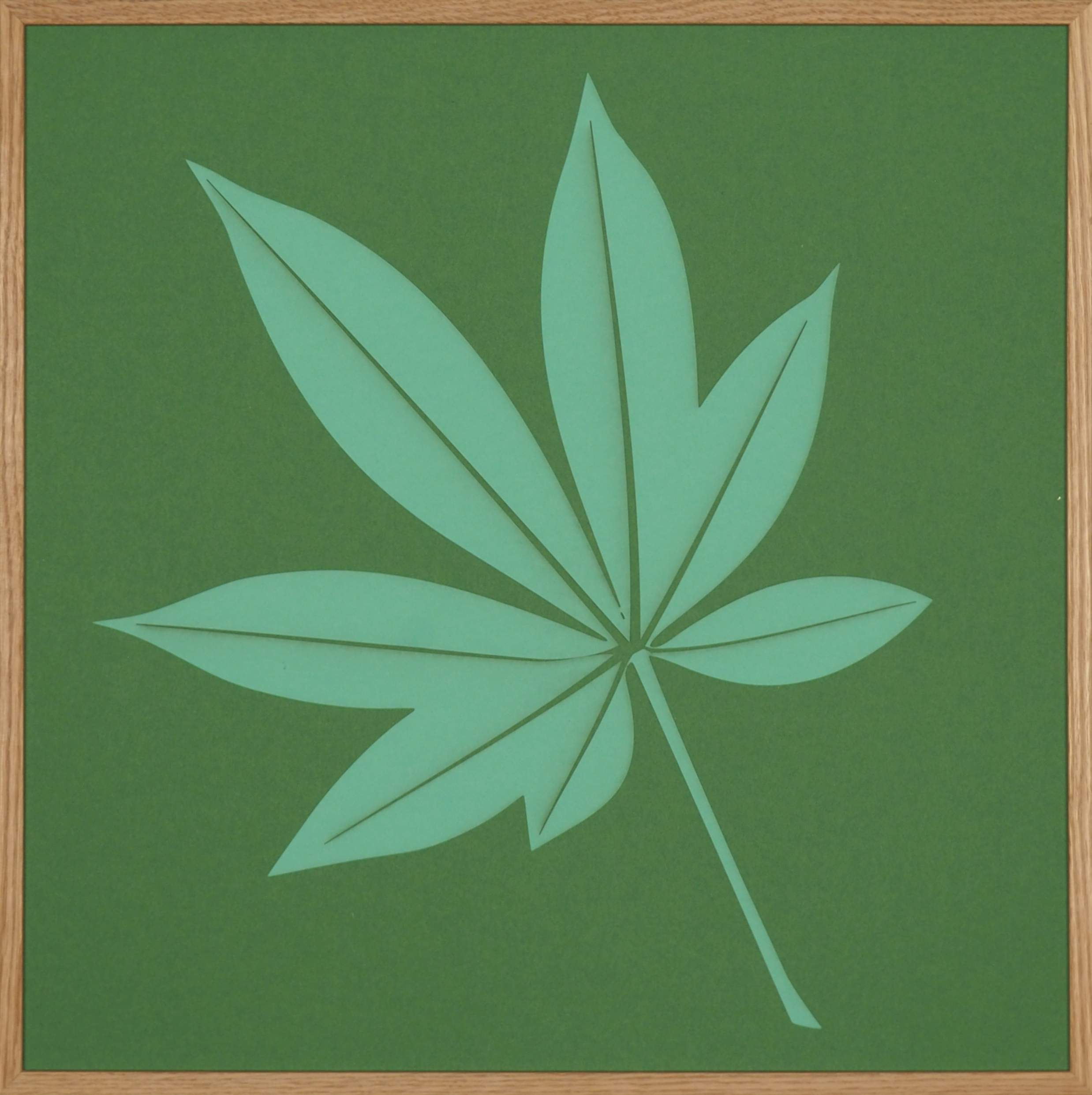 Papierkunst „Glückskastanien Blatt“ im 50x50cm Eichenholzrahmen